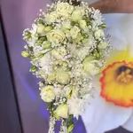 The Bride'S Flower - White & Yellow